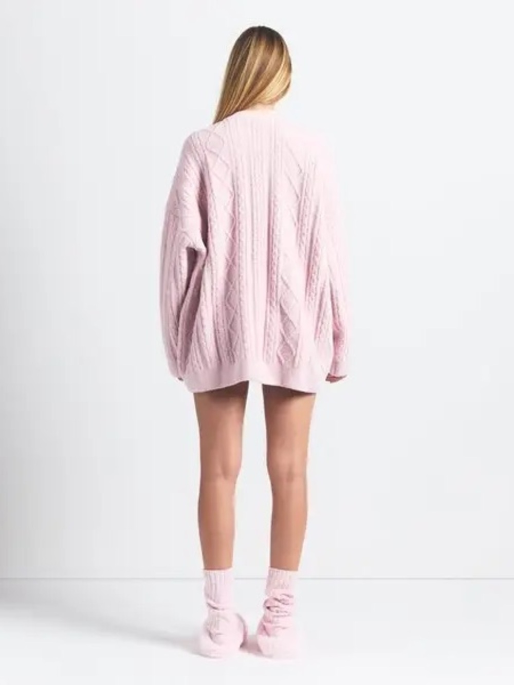 SKIMS COZY CABLE KNIT OVERSIZED CREWNECK PULLOVER NWT - CHERRY BLOSSOM - Picture 3 of 5